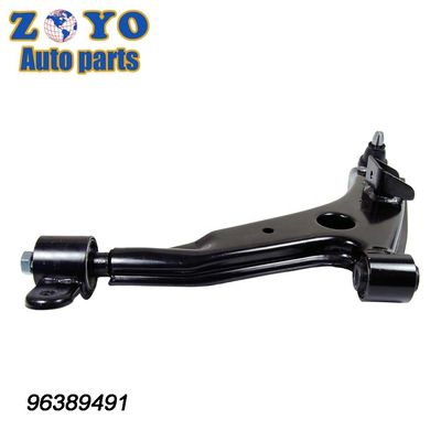 2004-2006 Chevrolet Epica Armas de controle frontal inferior com bucha feita de borracha natural
