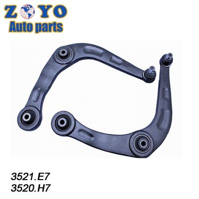 Peugeot 206 Hatchback 3521.E7 OEM Europa Peças sobressalentes para automóveis Braço de comando inferior dianteiro direito