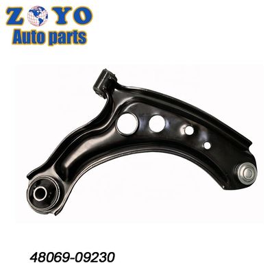 Instalação de automóveis Toyota Sistema de suspensão inferior Kit de braço de controle frontal inferior para Yaris 14-15